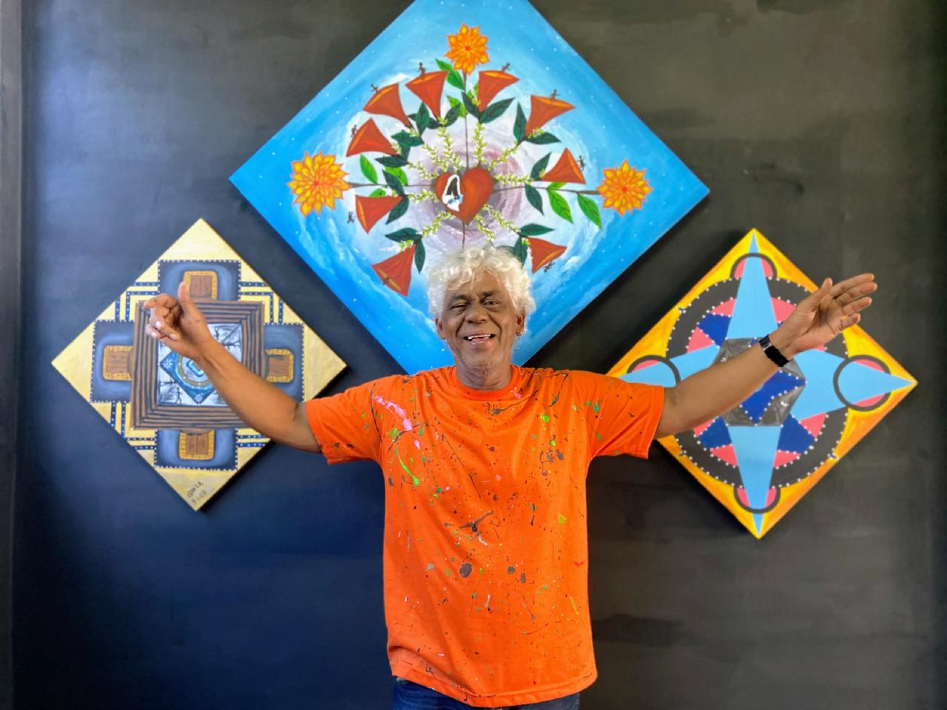 Edson mantém um ateliê no Espaço Travessia, no Engenho de Dentro, Zona Norte - Pâmela Perez / IMAS Nise da Silveira