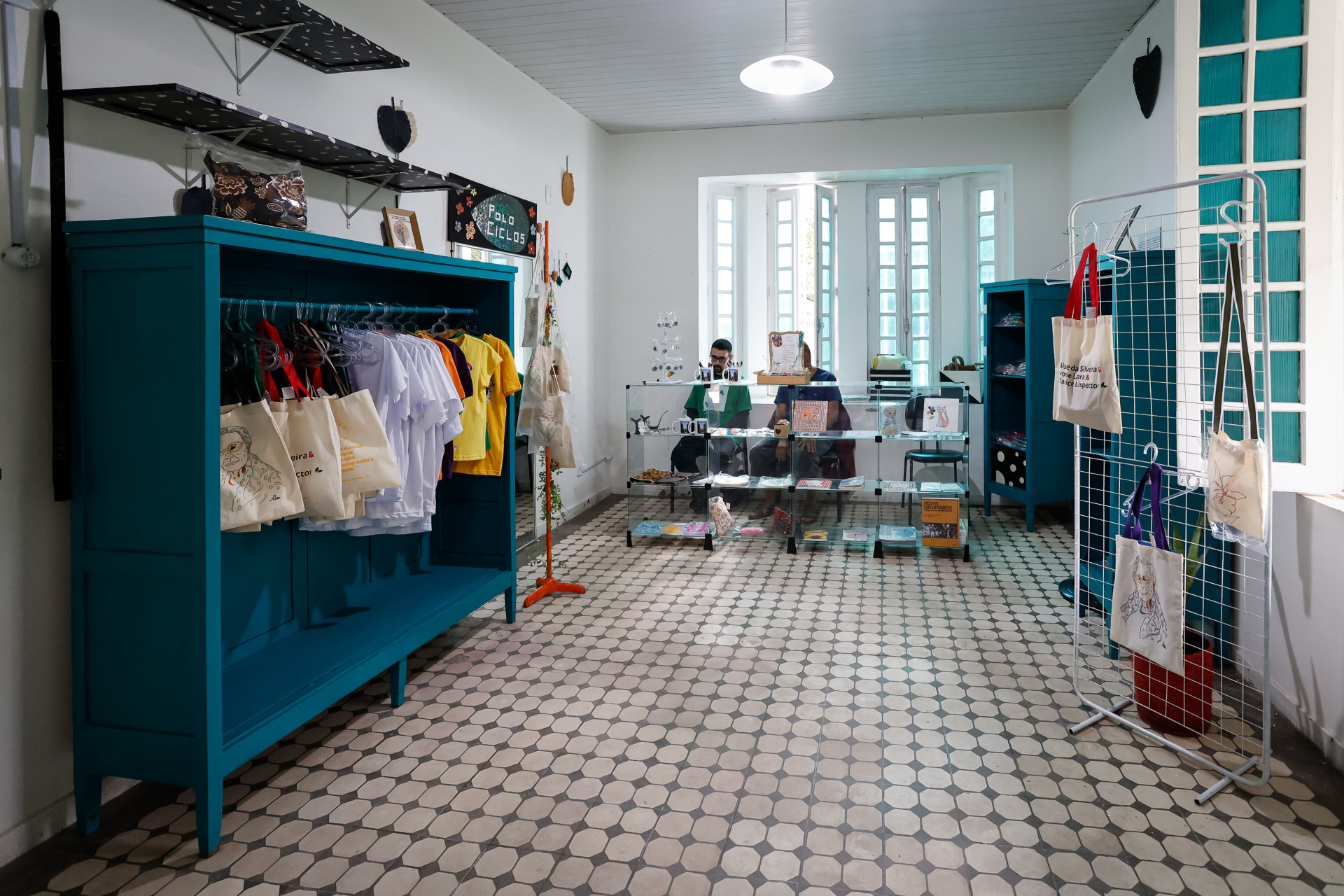 Local também abriga loja com produtos confeccionados pelos próprios usuários - Edu Kapps / SMS