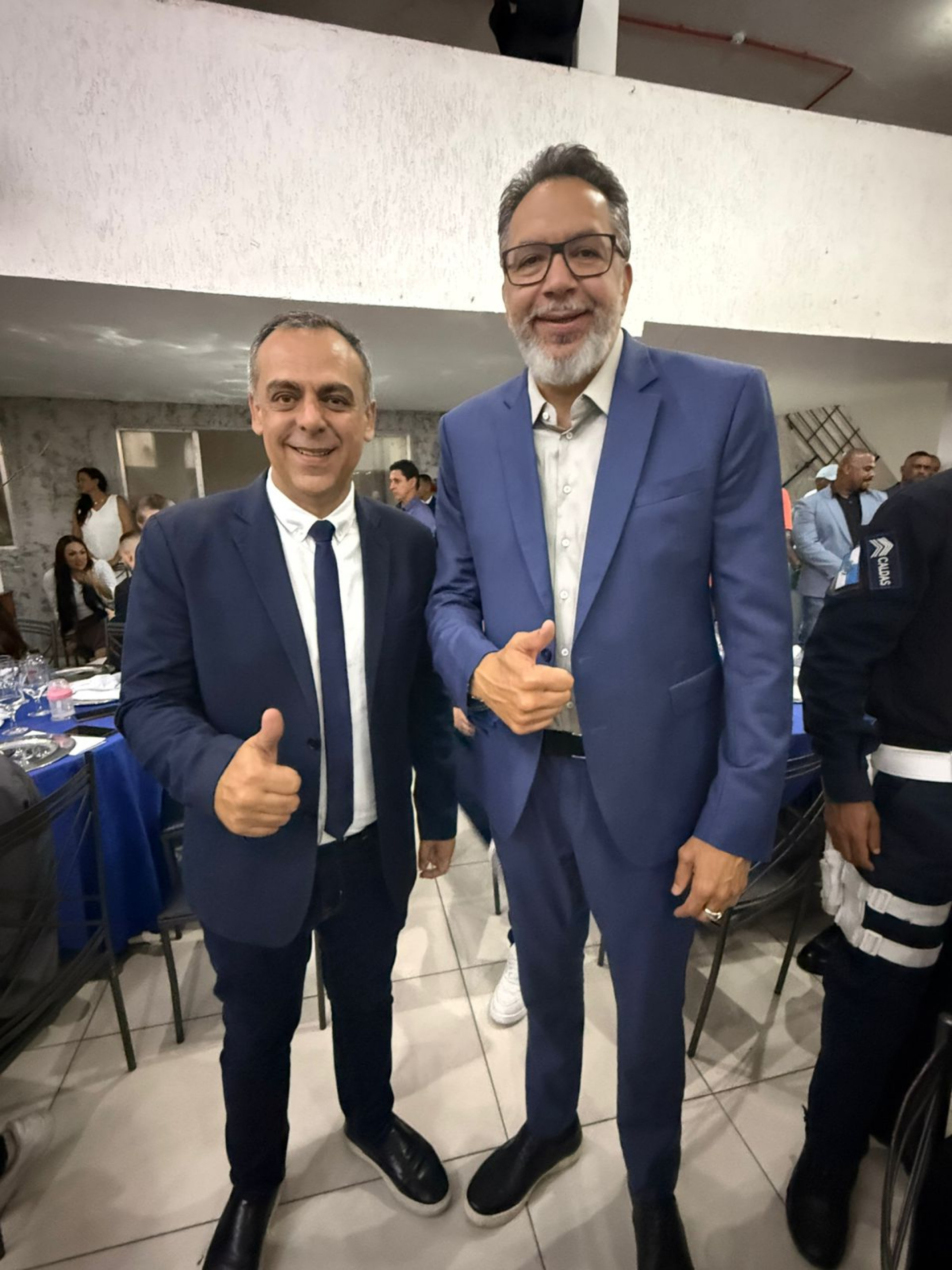 Câmara Municipal promoveu cerimônia marcada por homenagens e articulação política regional. - Reprodução/ Renata Cristiane