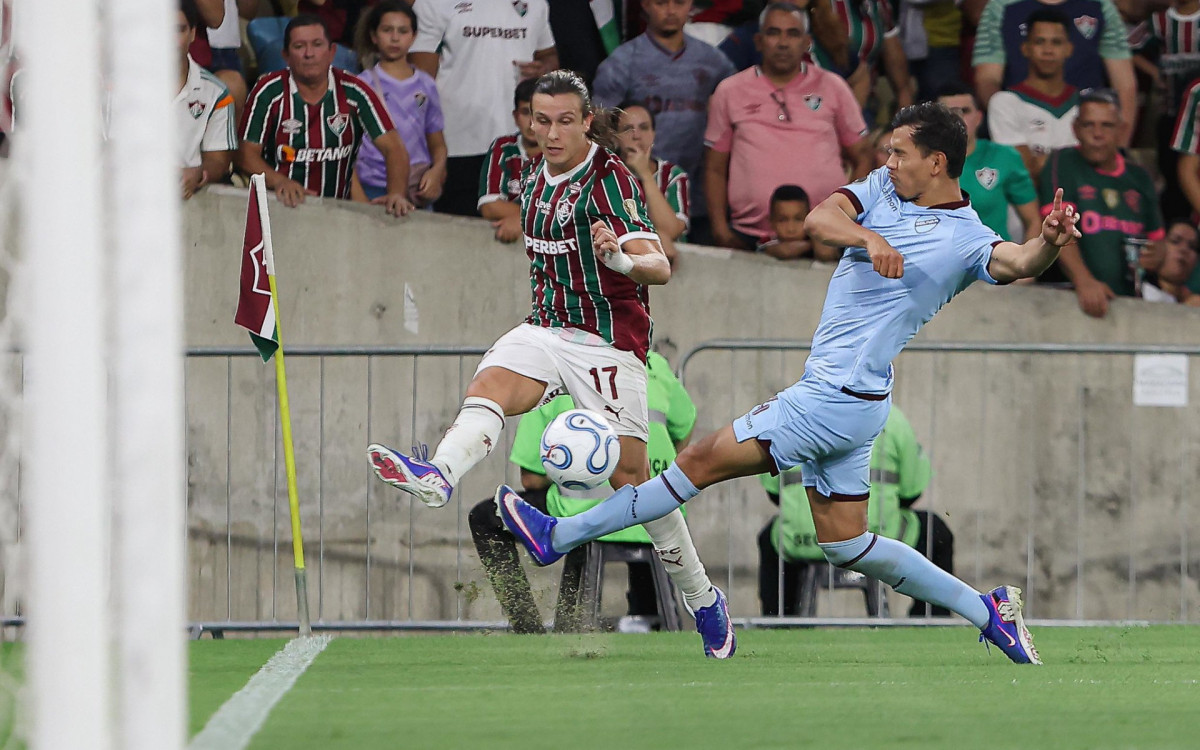Canobbio em ação no jogo entre Fluminense e Bolívar