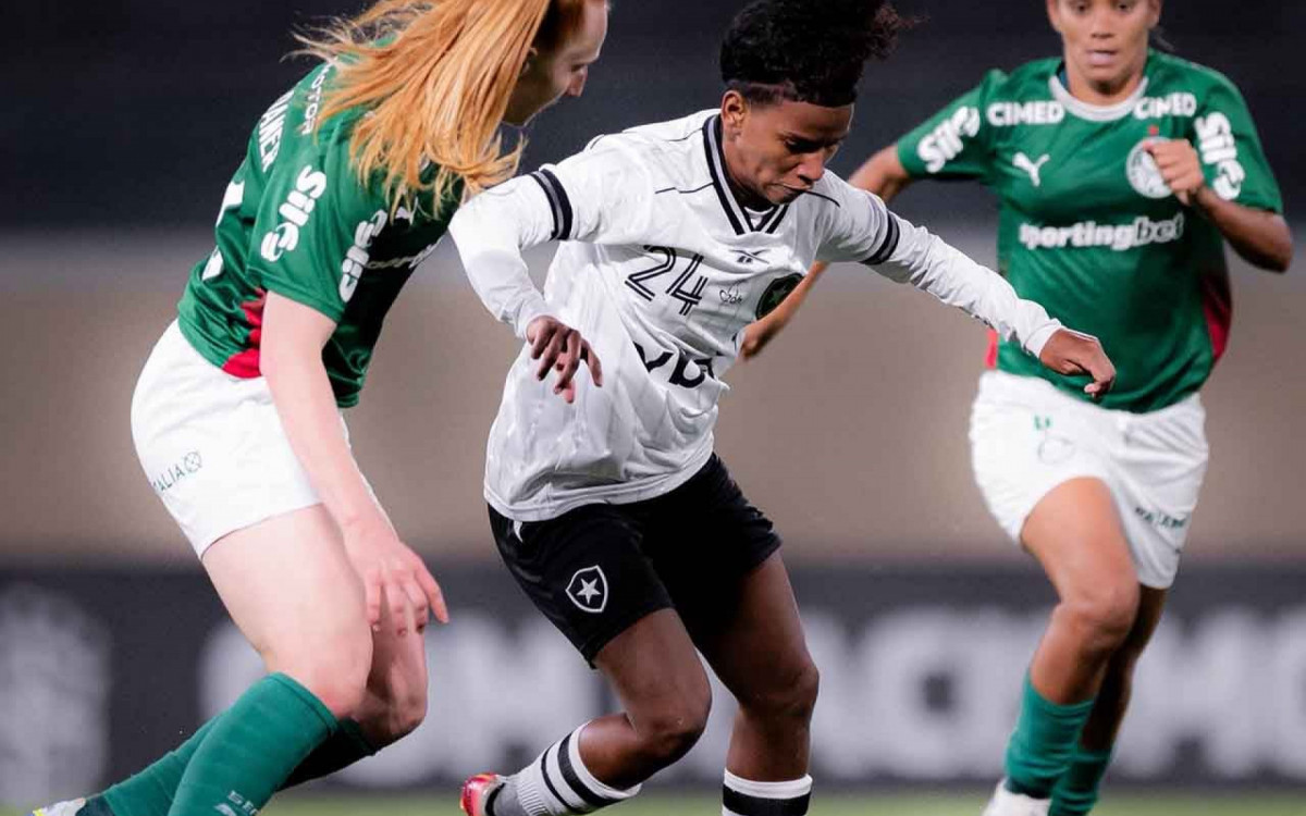 Palmeiras vence Botafogo e encosta na lideran&ccedil;a do Brasileir&atilde;o Feminino