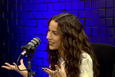 Marina Sena rebate rumores sobre namoro com Juliano Floss