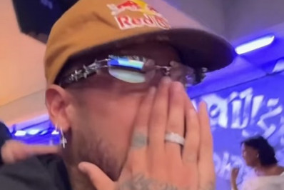 Vídeo! Neymar se emociona após convocação: 'Um dos dias mais felizes da minha vida'