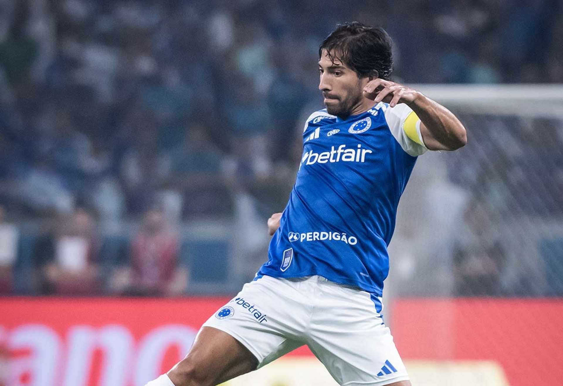 Artur Jorge arma surpresa no Cruzeiro para jogo decisivo na Bombonera