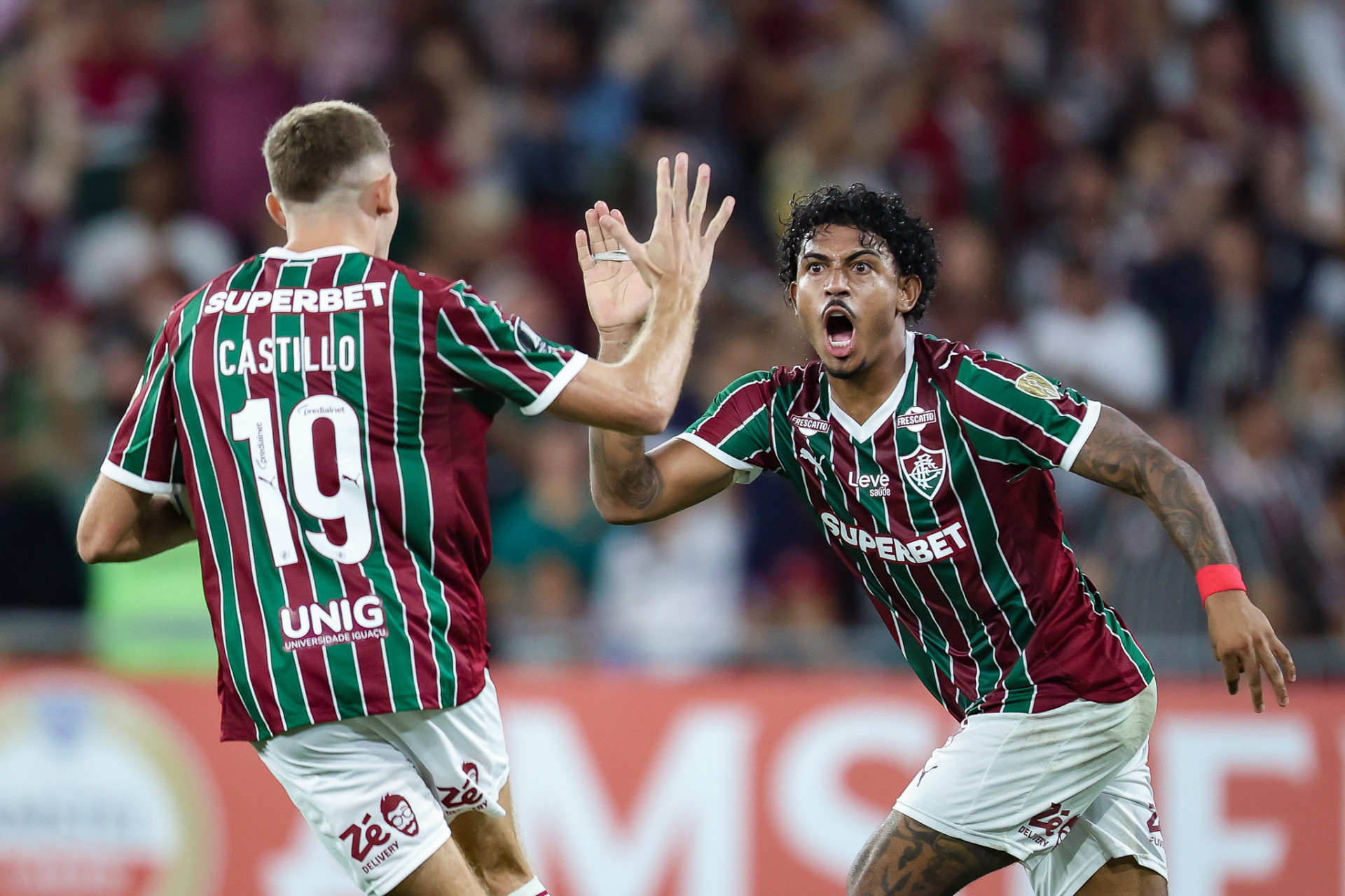 John Kennedy, à direita, anotou o segundo gol do Fluminense - Marcelo Gonçalves/Fluminense FC