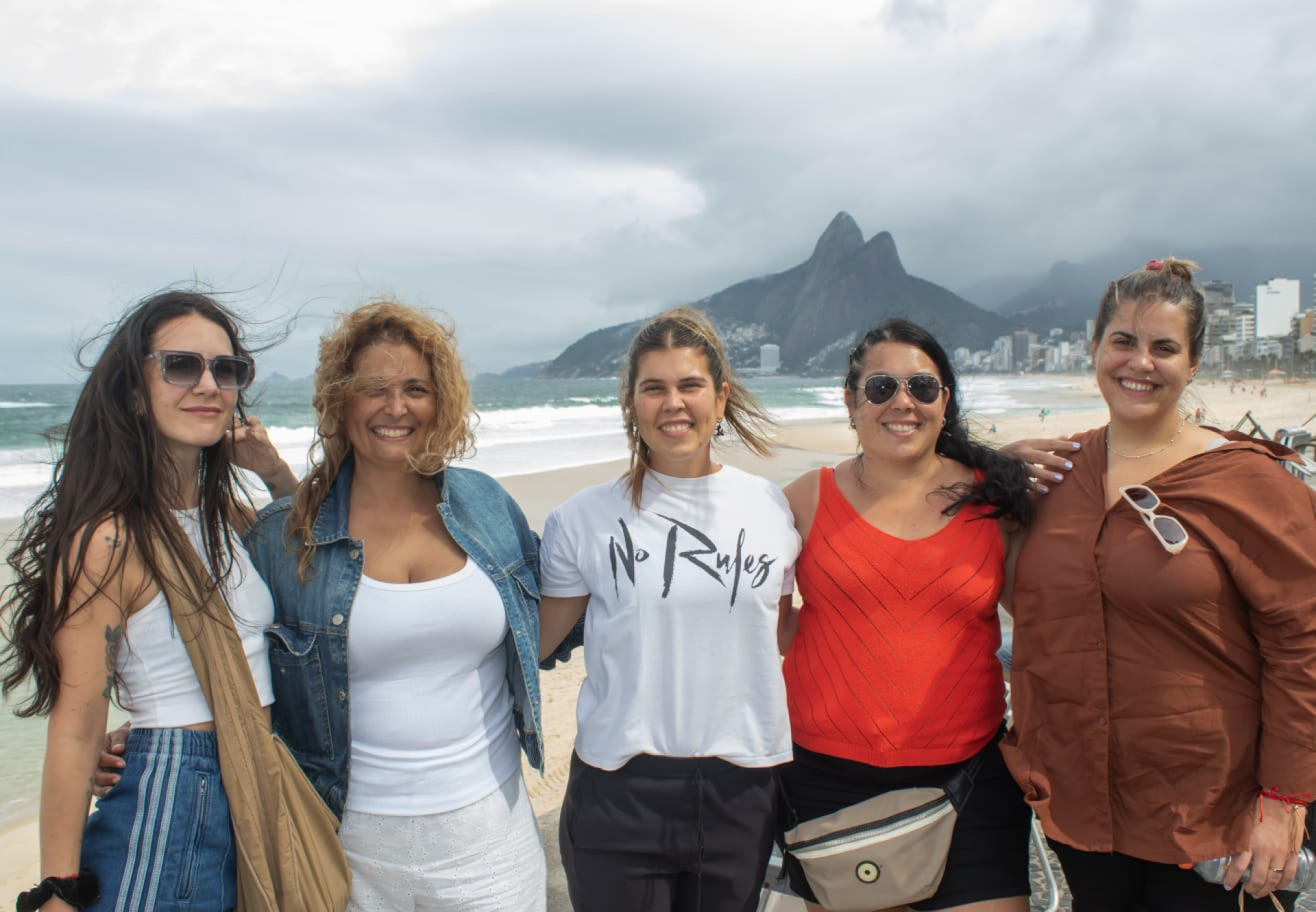Argentina Victoria Beracochea e as amigas passeiam pelo Rio - Érica Martin / Agência O Dia