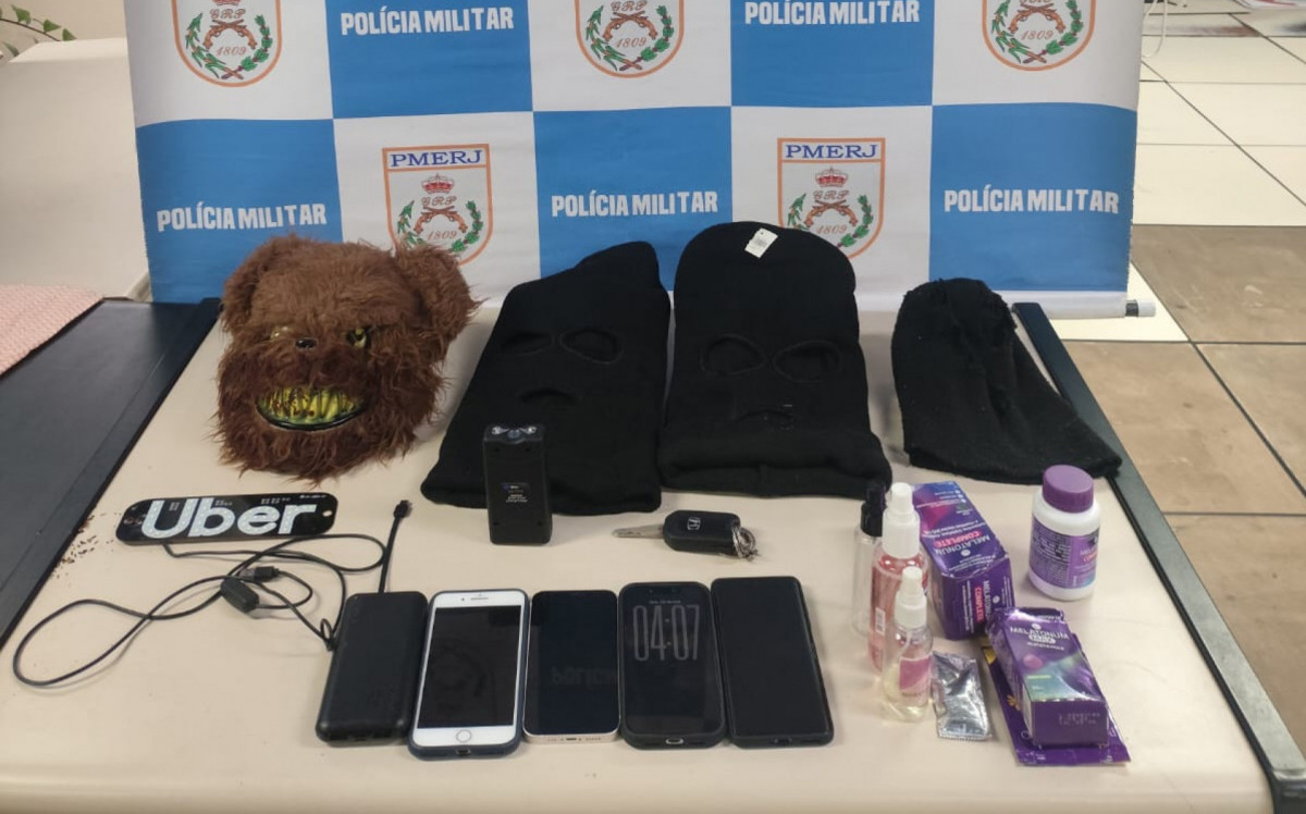 PM prende grupo que comandava assaltos a farmácias na Zona Sul