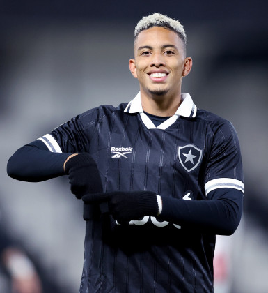 Botafogo massacra e vence Independiente Petrolero no Paraguai