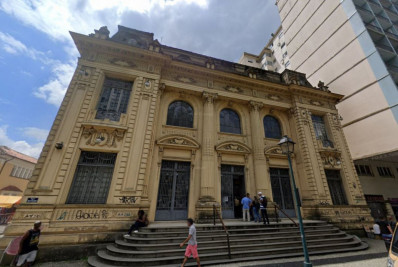 Imóvel histórico dos Correios em Petrópolis é listado como disponível para venda direta