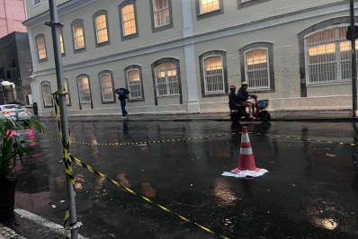 Chuva causa transtornos em diversos bairros do Rio