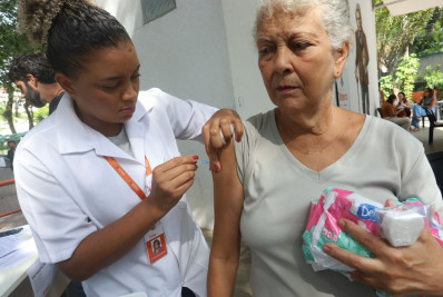 Niterói amplia vacinação contra gripe para toda população