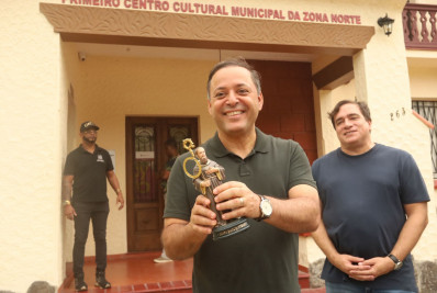Prefeito Rodrigo Neves visita Centro Cultural Cauby Peixoto e anuncia novas atividades gratuitas 