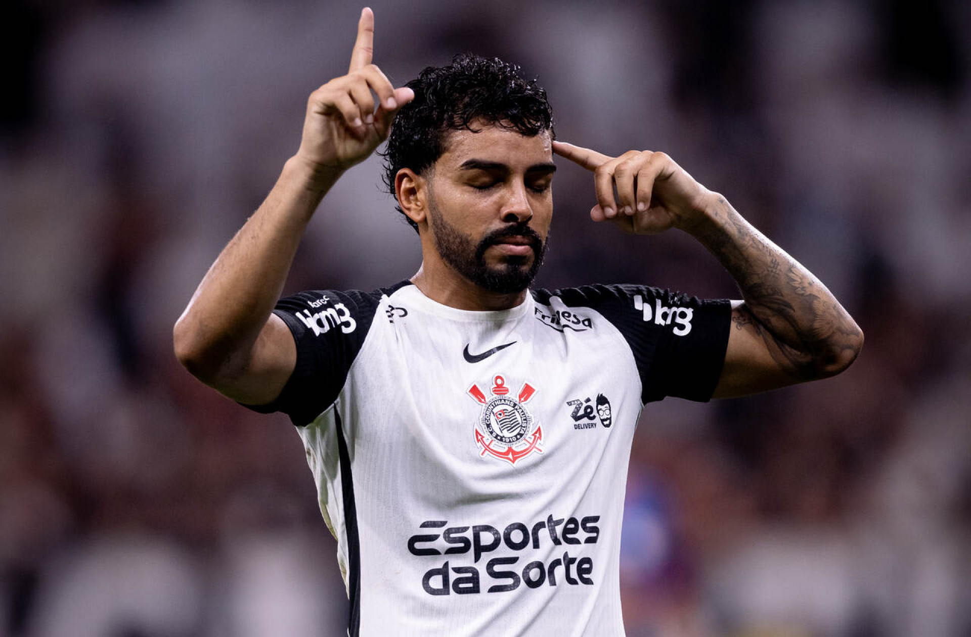 Matheus Bidu vira d&uacute;vida no Corinthians para jogo na Libertadores
