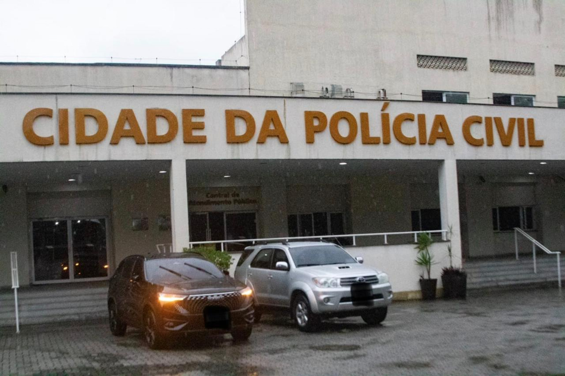 Apreensões foram encaminhadas para a Cidade da Polícia - Érica Martin / Agência O Dia