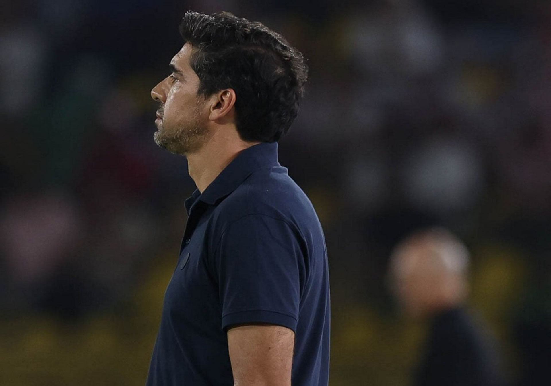 Organizada pede sa&iacute;da de Abel Ferreira ap&oacute;s derrota do Palmeiras na Libertadores