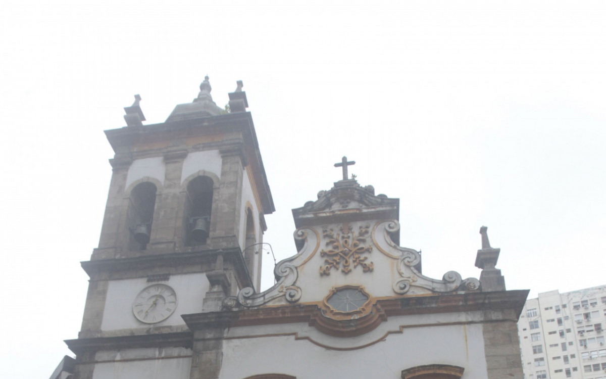 Santuário Arquidiocesano de Santa Rita, onde haverá amanhã uma festa pelo dia da santa. Na foto, movimentação dos devotos no local, nesta quinta-feira (21). - Reginaldo Pimenta/Agência O Dia