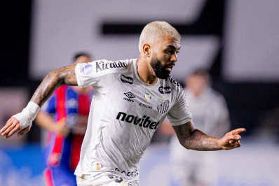 Gabigol desabafa depois de empate do Santos: 'Joguei bem, mas não adianta m... nenhuma'
