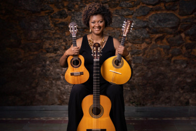 Valença recebe show de Nilze Carvalho com repertório do álbum 