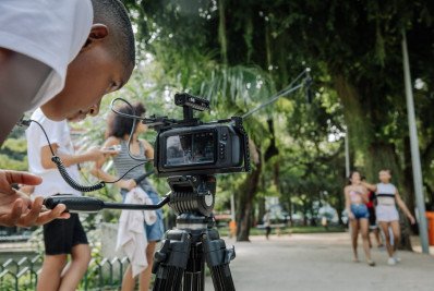 Estudantes de escola municipal carioca participam de encontro internacional de cinema na Alemanha