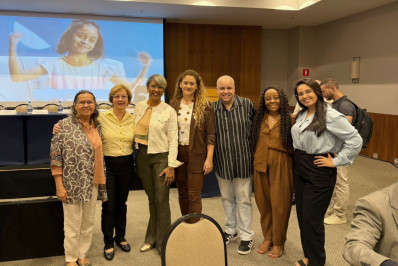 Banco de Leite Humano do HSJB representa Volta Redonda em evento internacional no Rio