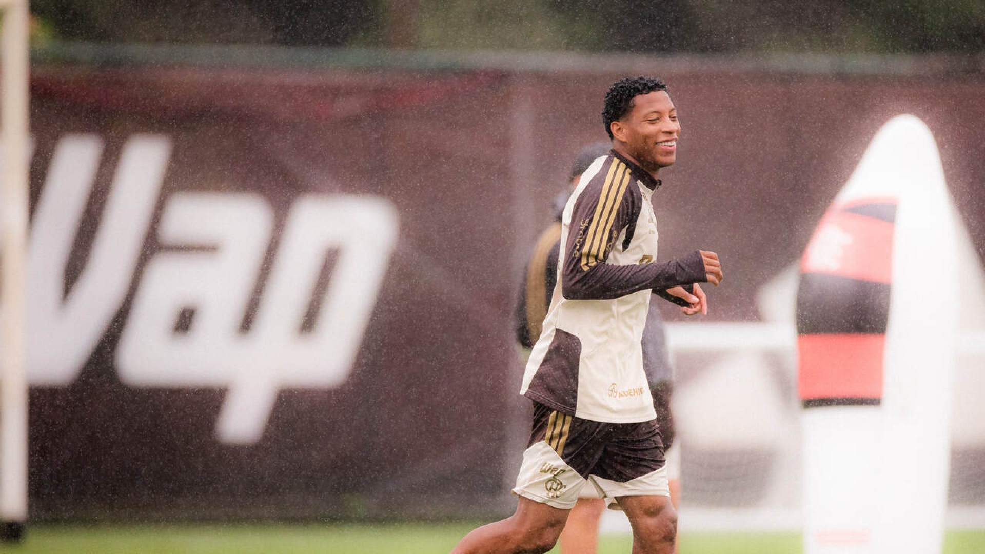 Flamengo pode ter refor&ccedil;os caseiros contra o Palmeiras