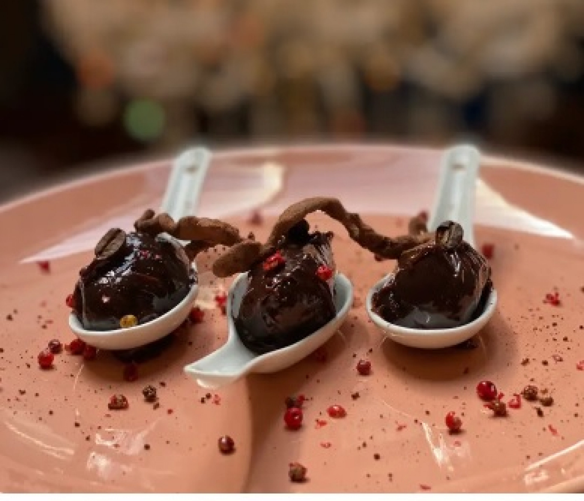 Brigadeiro de café com pimenta para comemorar o 24 de maio - Divulgação