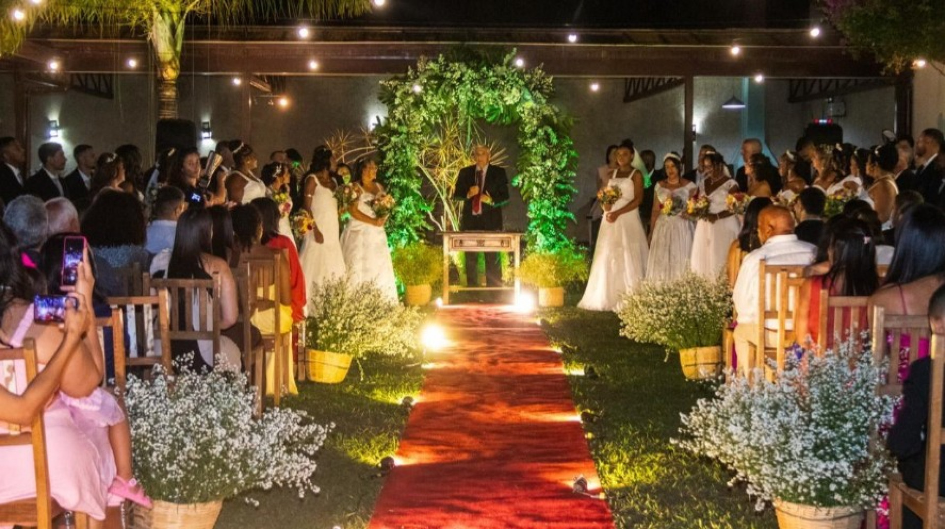 Casamento Social marca a união de 17 casais em Paraíba do Sul