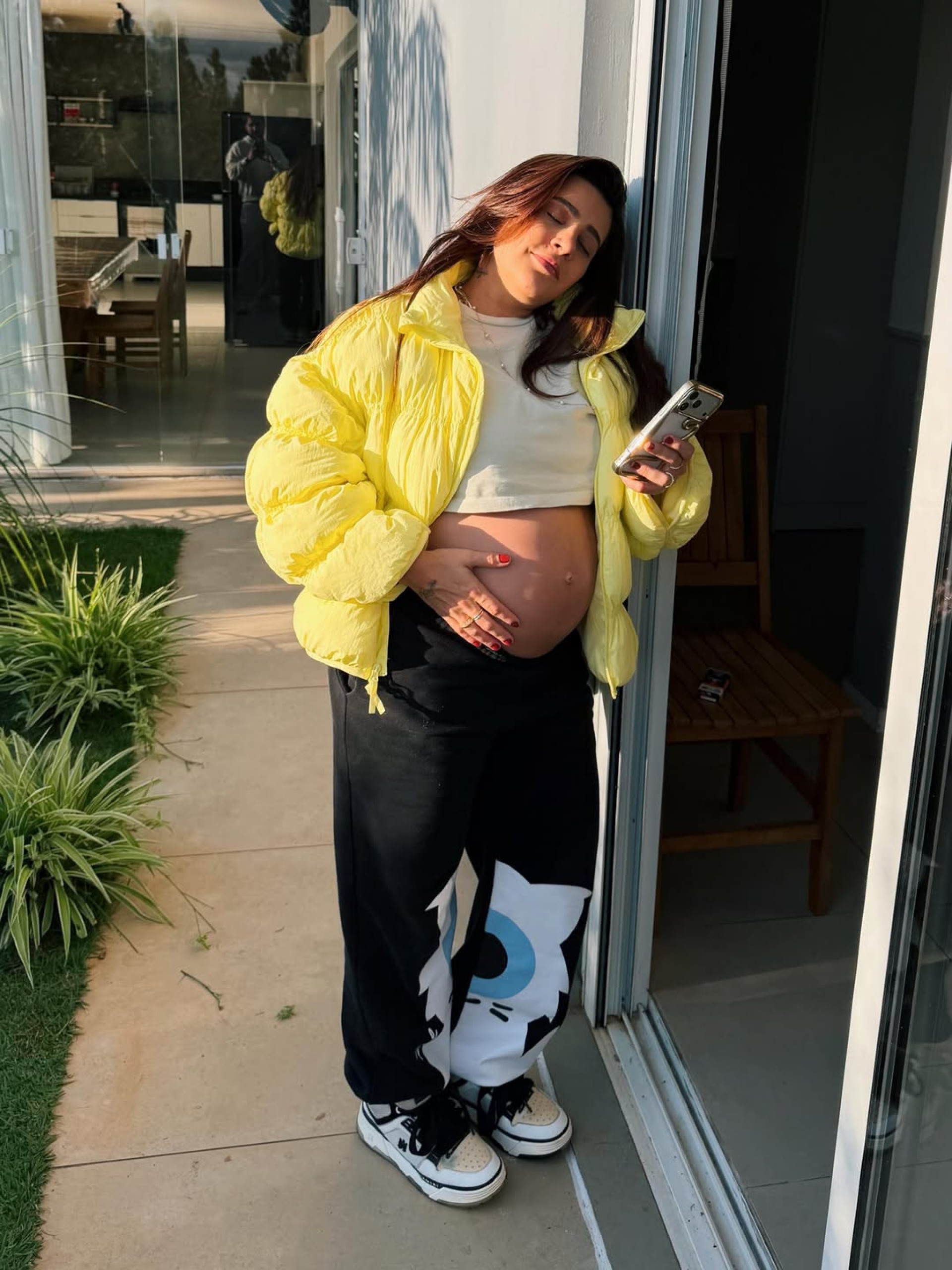 À espera do primeiro filho, Lauana Prado exibe barrigão - Reprodução / Instagram