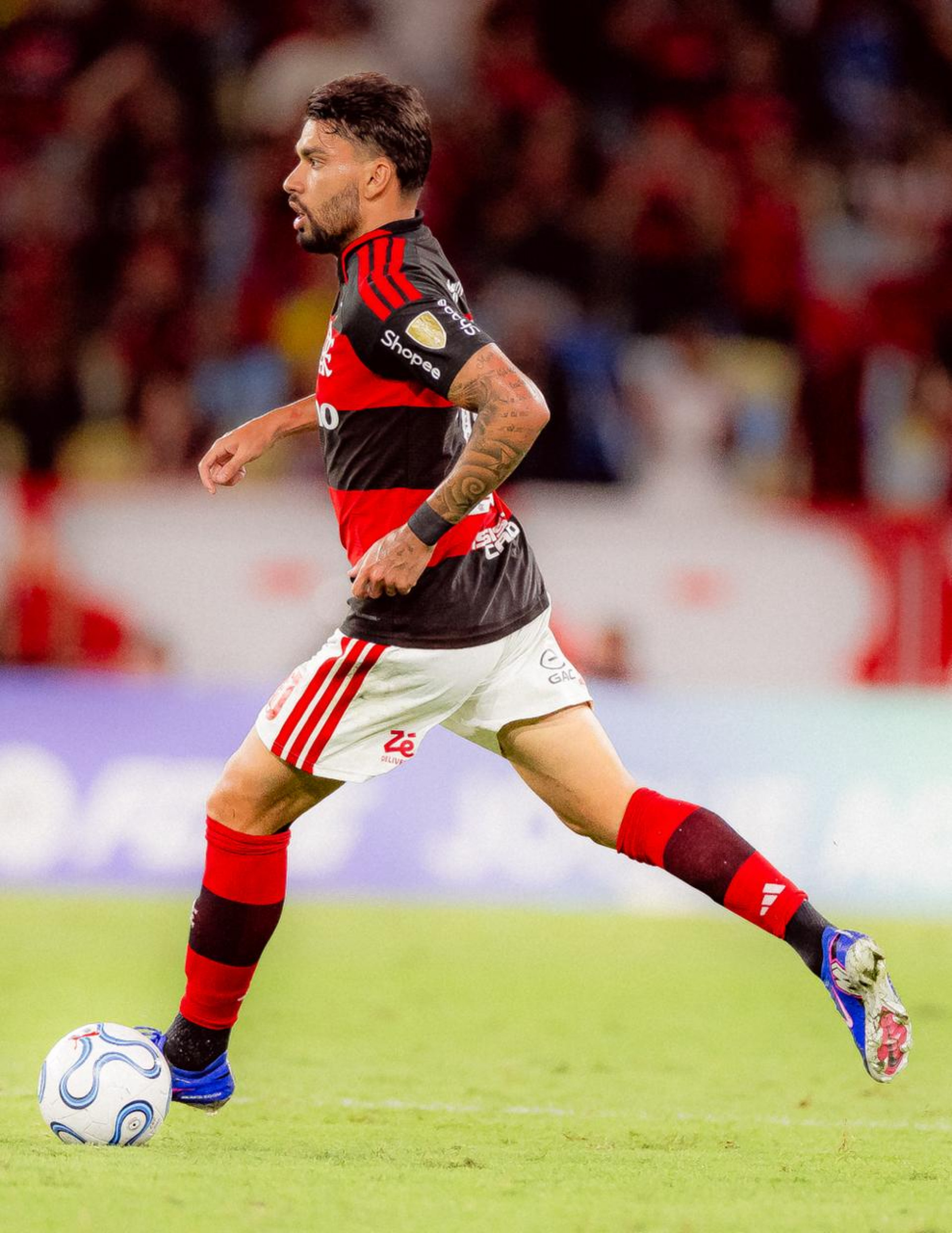 Paquetá em ação contra o Estudiantes - Adriano Fontes / Flamengo