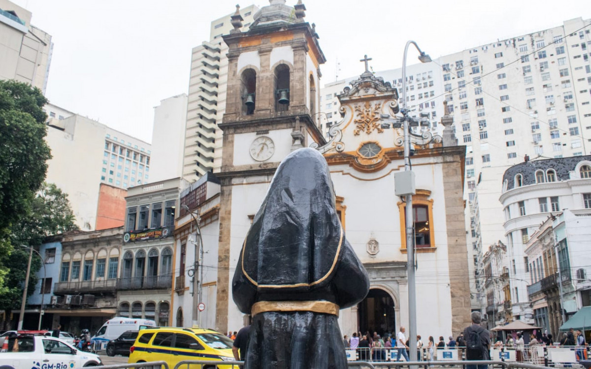Devotos celebram o Dia de Santa Rita de Cássia no Centro do Rio