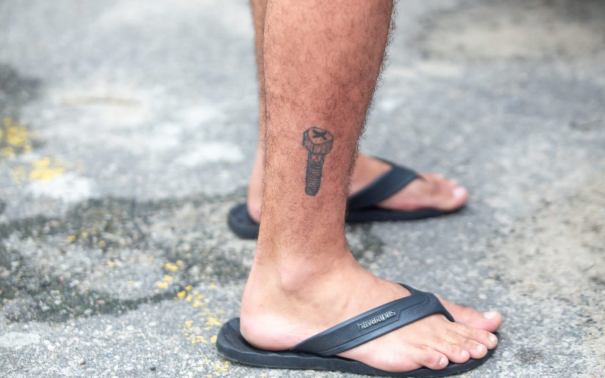 Bruno Duarte havia homenageado o pai, Sérgio André de Souza Duarte, com tatuagem