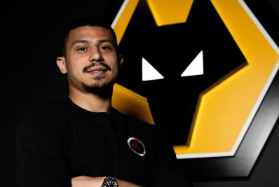 Ex-Fluminense, André renova com Wolverhampton até 2030