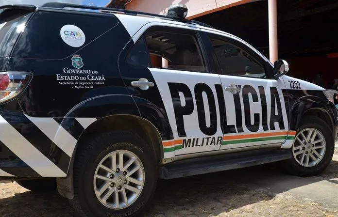 Jovem é internado em UTI após ingerir mistura de remédios e álcool em escola no CE