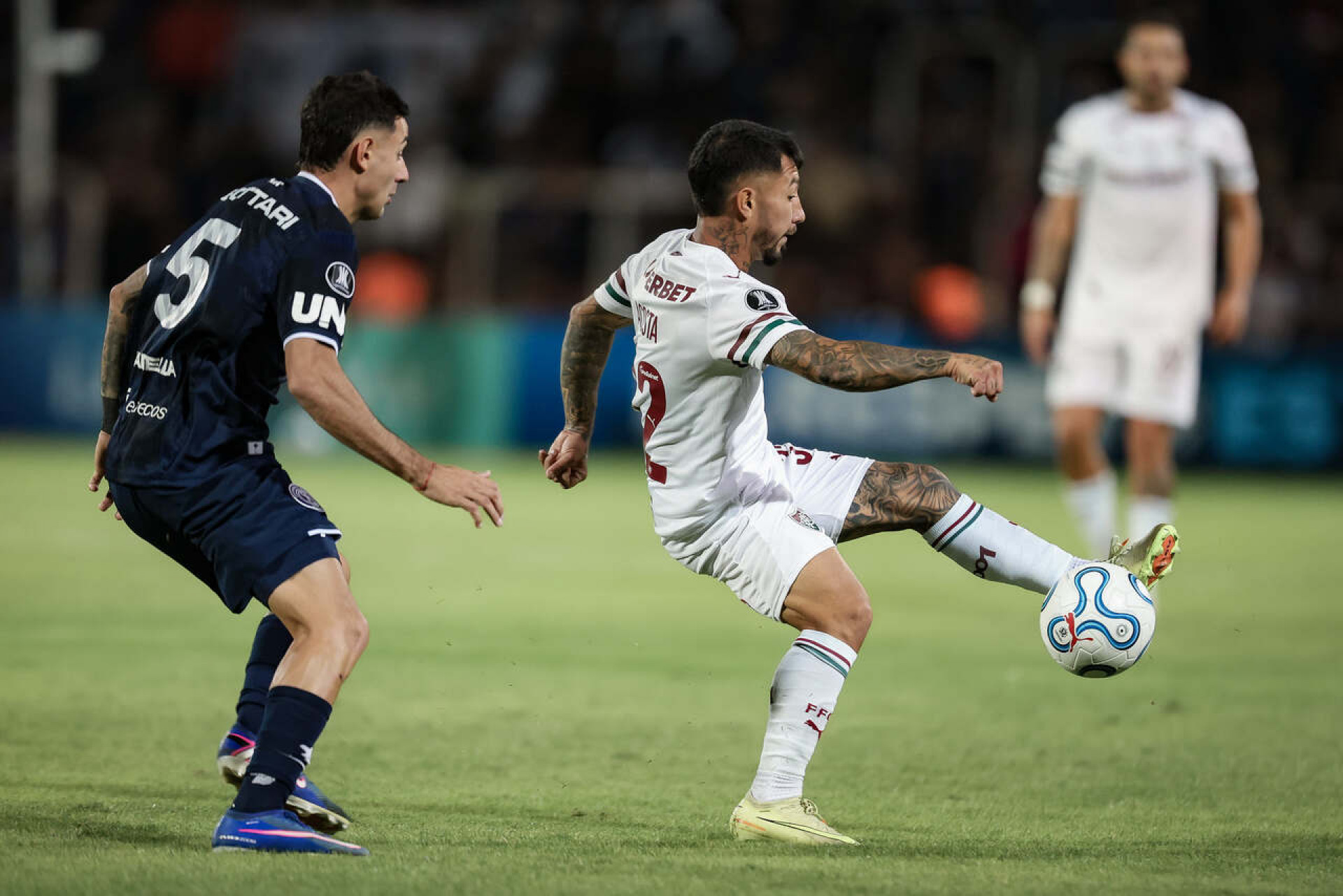 Relat&oacute;rio indica suspeita de manipula&ccedil;&atilde;o em cart&atilde;o do Rivadavia contra o Fluminense