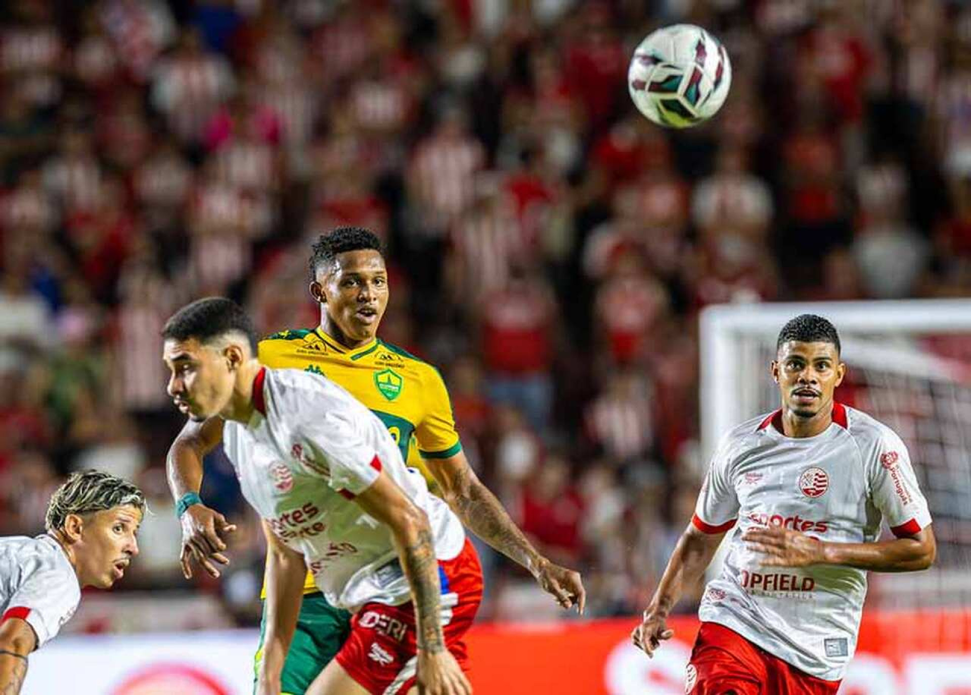 N&aacute;utico vence o Cuiab&aacute; e dorme na lideran&ccedil;a da S&eacute;rie B