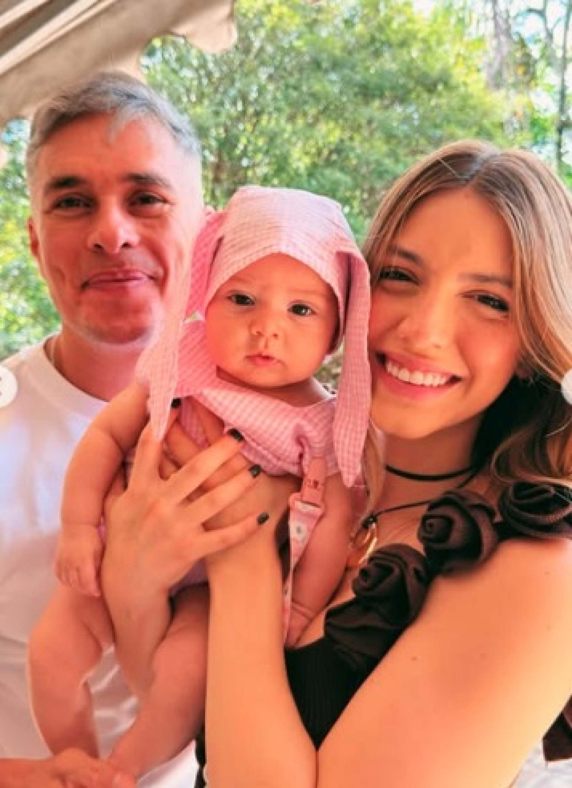Ivan Moré, Aurora e Giovanna - Reprodução de vídeo