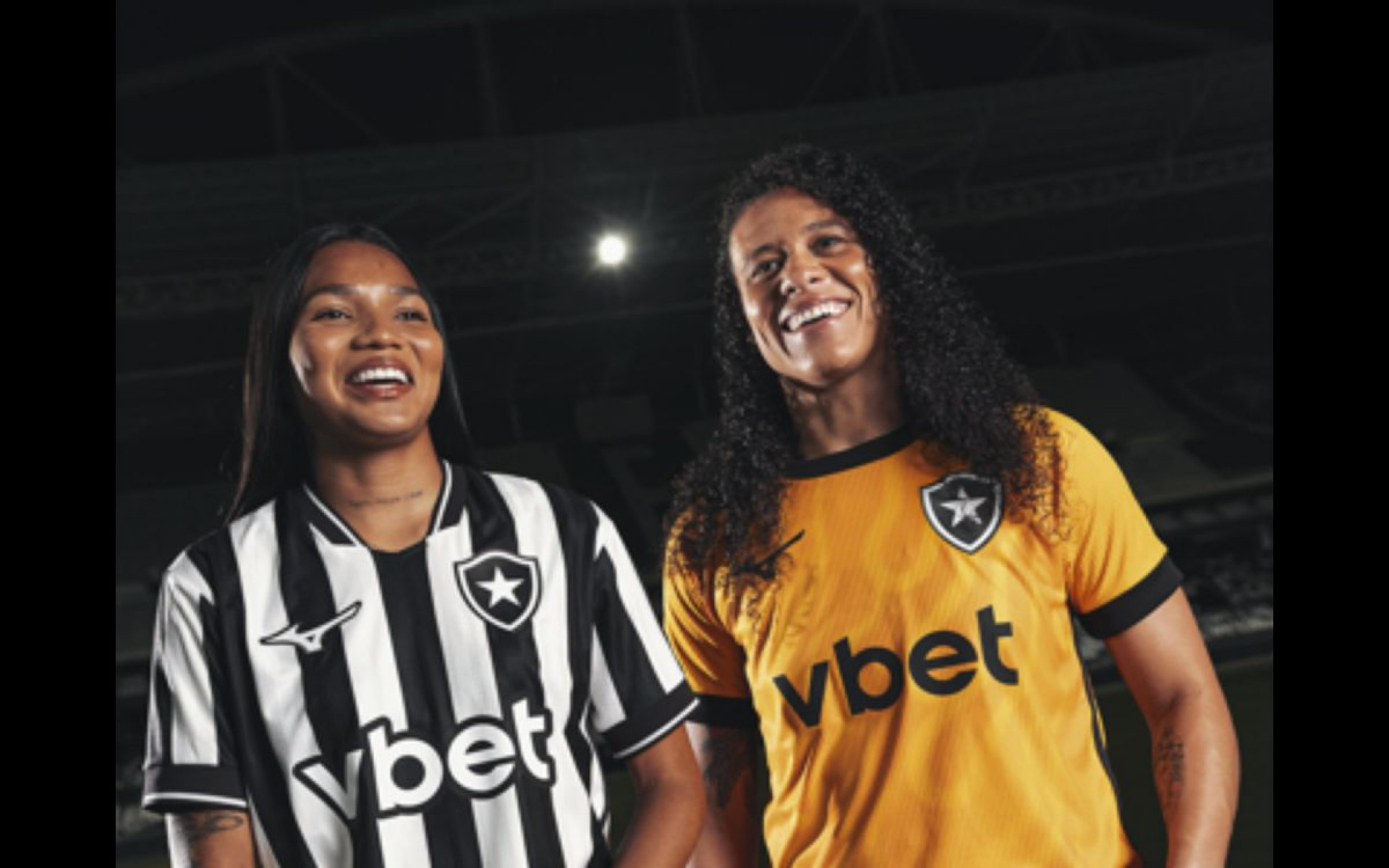 Novo uniforme do Botafogo, em parceria com a Mizuno - Divulgação / Botafogo