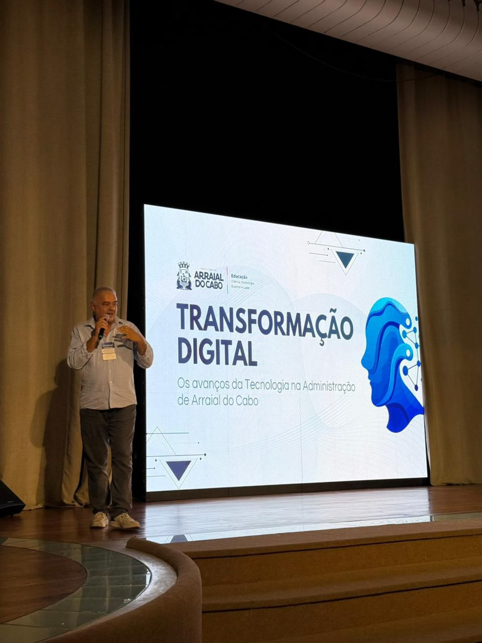 Distribuição de tablets integra avanço tecnológico nas escolas municipais. - Reprodução/ Ascom