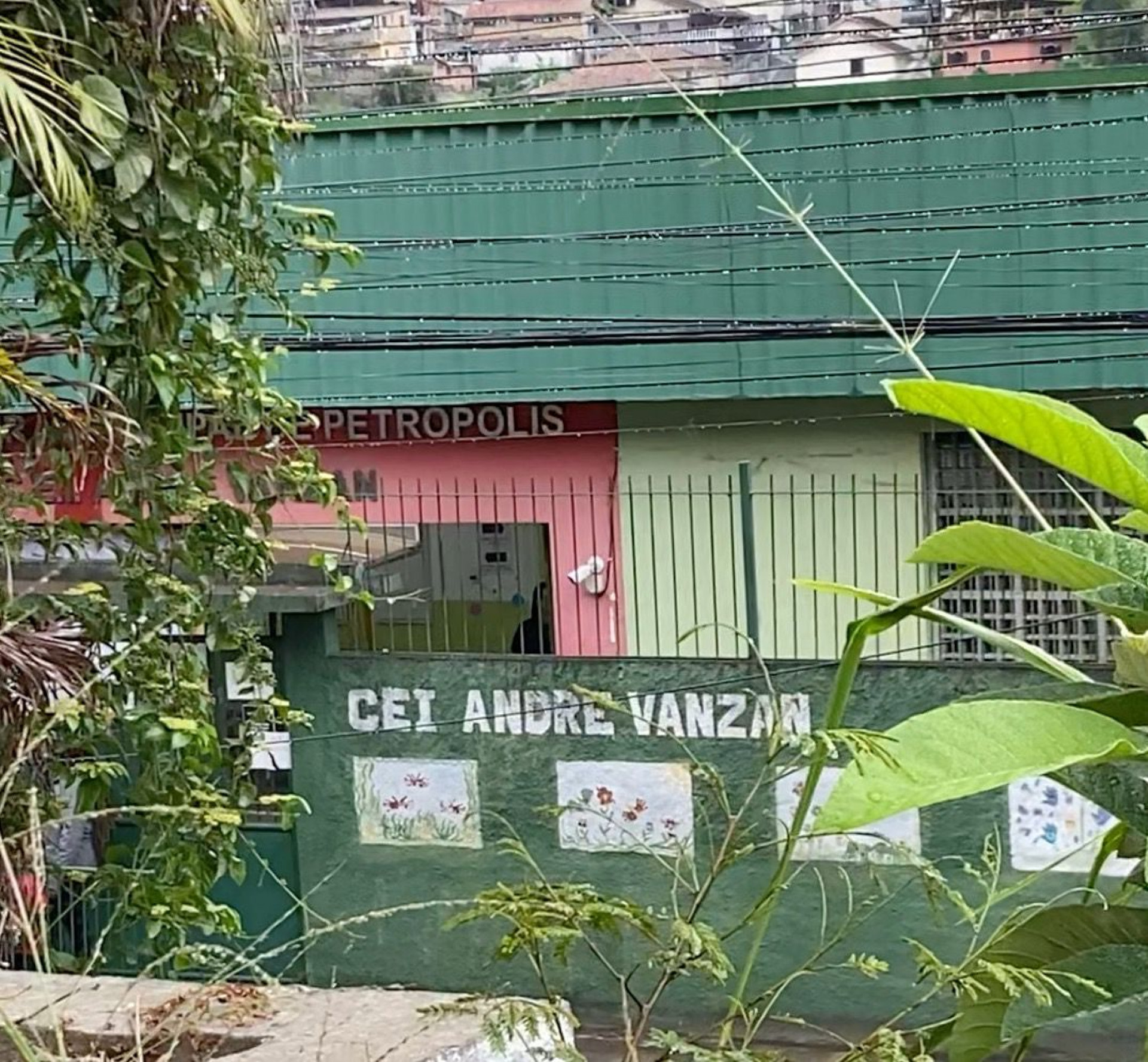 Diretora e educadoras do CEI André Vanzan, em Cascatinha, são afastadas após denúncia de agressão