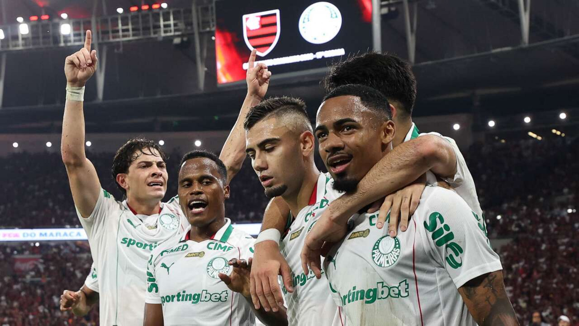 Paulinho explica comemora&ccedil;&atilde;o pol&ecirc;mica ap&oacute;s gol do Palmeiras: “Foi para minha fam&iacute;lia”