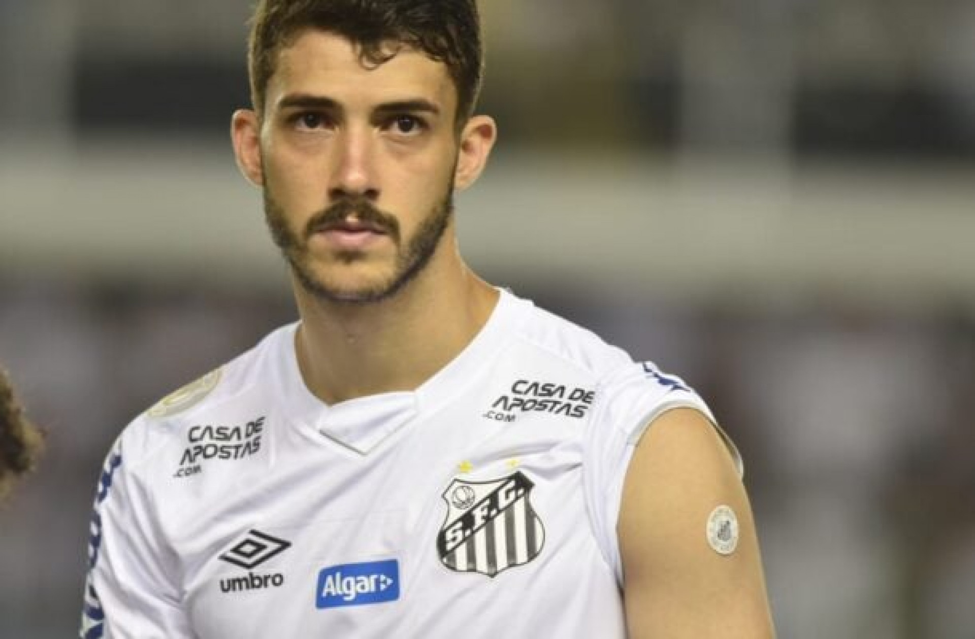 Gustavo Henrique v&ecirc; duelo com o Gr&ecirc;mio como ‘jogo da vida’ do Santos