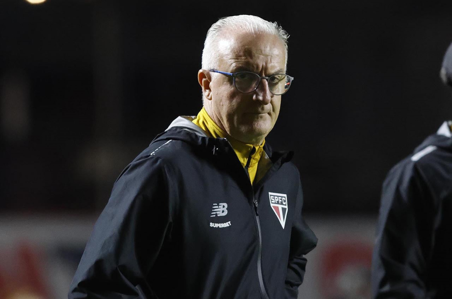 Dorival lamenta sa&iacute;da de D&oacute;ria ap&oacute;s rescis&atilde;o com o S&atilde;o Paulo: ”Situa&ccedil;&atilde;o dif&iacute;cil”