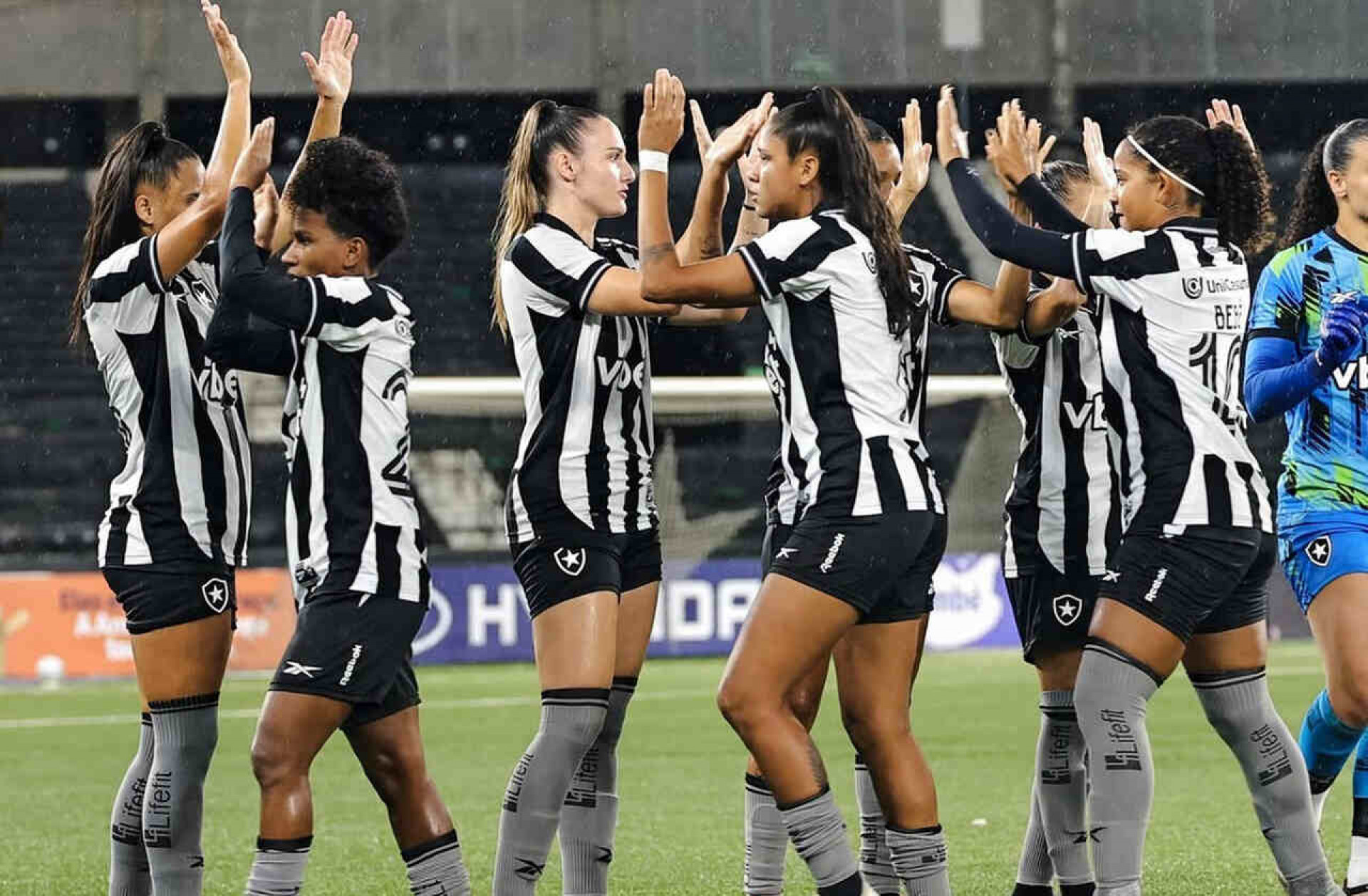 Botafogo x Am&eacute;rica-MG (Feminino): onde assistir, escala&ccedil;&otilde;es e arbitragem