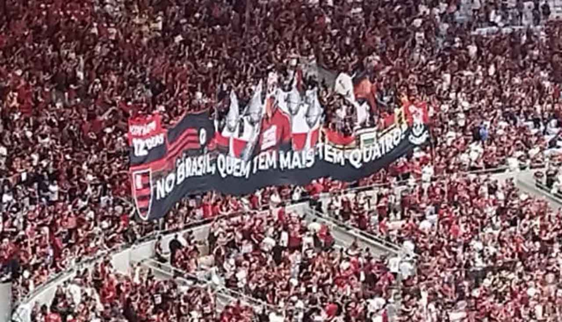 Torcida do Flamengo provoca Palmeiras antes de confronto: ”Primeiro tetra”