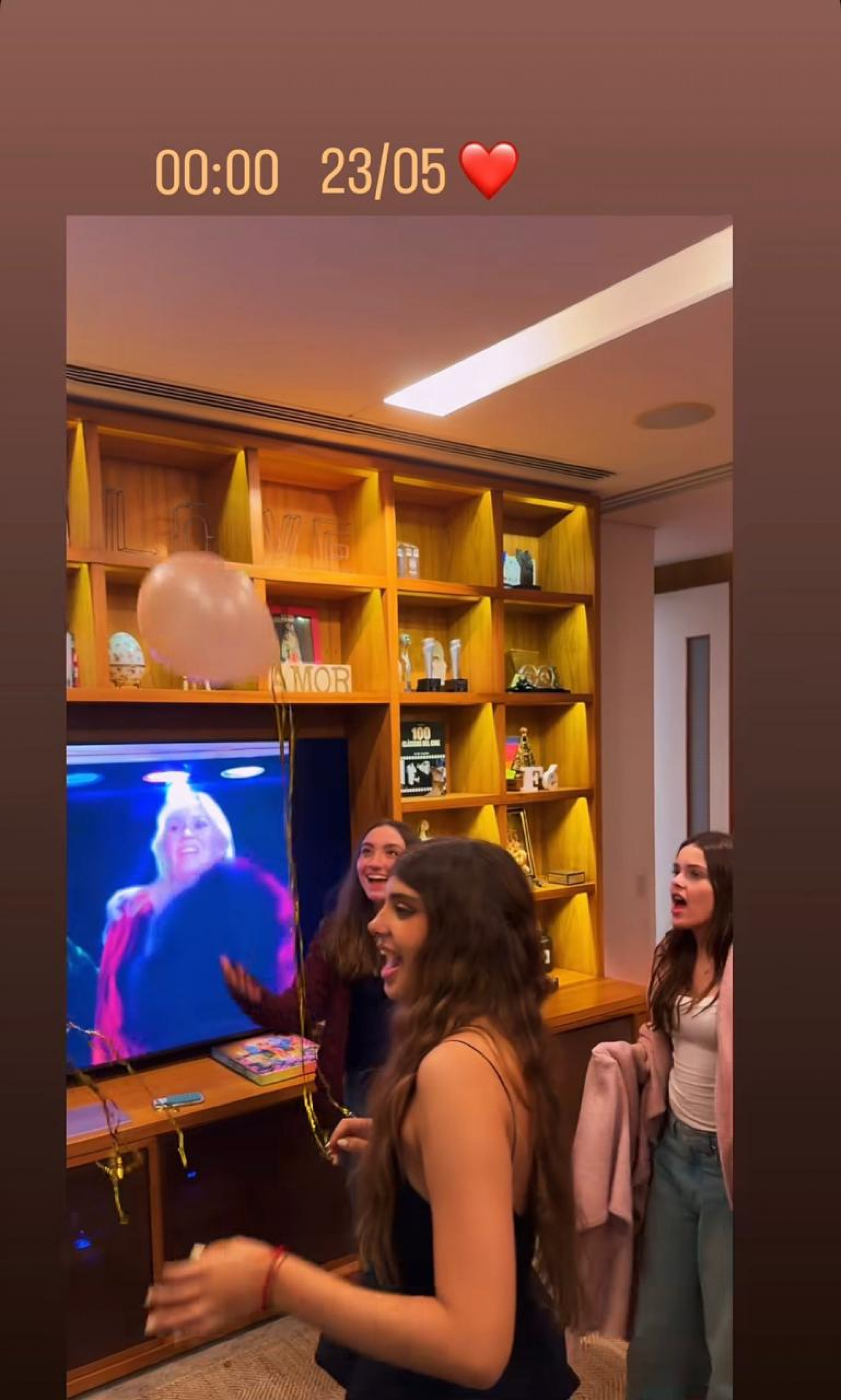 Grazi Massafera faz festa de anivers&aacute;rio para a filha Sofia - Reprodu&ccedil;&atilde;o / Instagram