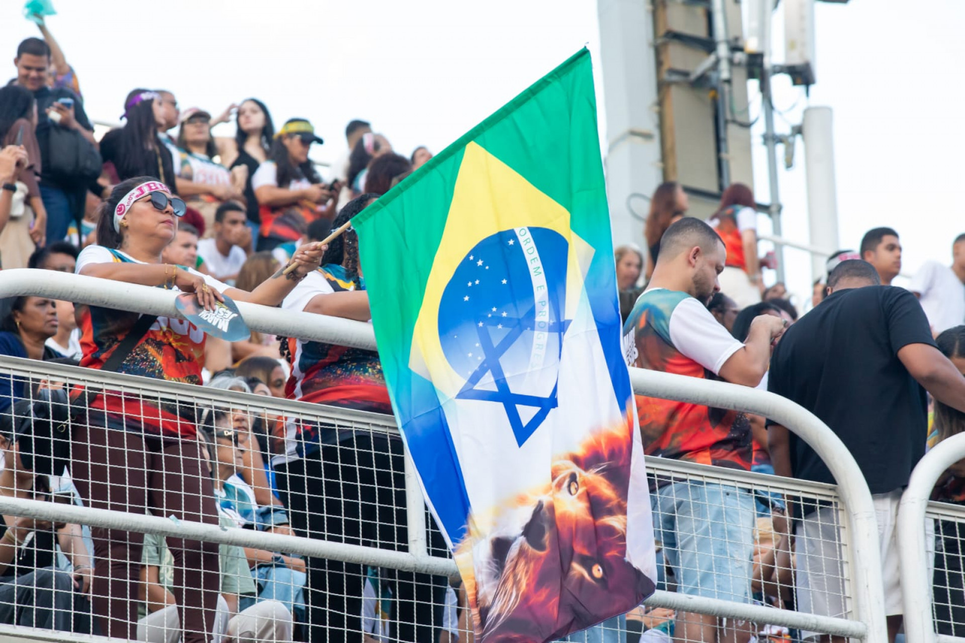 19ª edição Marcha para Jesus reúne milhares de fiéis na Praça da Apoteose neste sábado (23) - Érica Martin/Agência O Dia