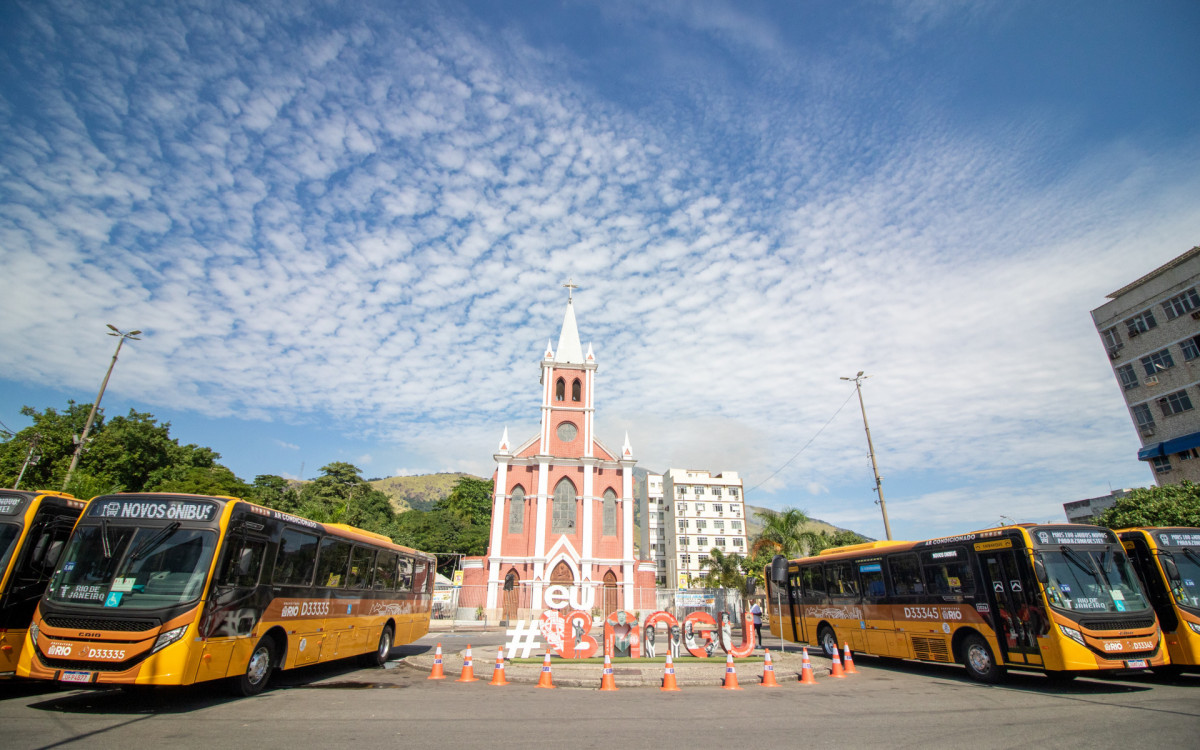Popula&ccedil;&atilde;o da Zona Oeste do Rio ganha mais 100 novos &ocirc;nibus modernos neste domingo (24)