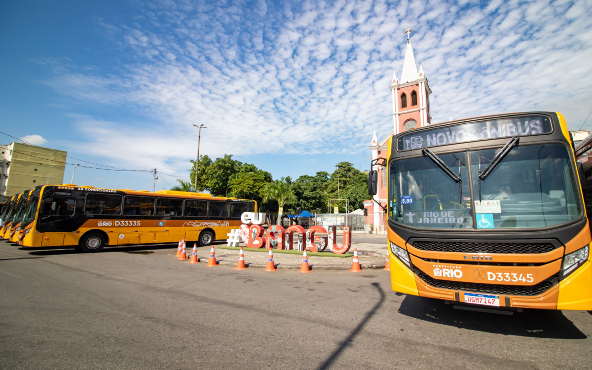 Popula&ccedil;&atilde;o da Zona Oeste do Rio ganha mais 100 novos &ocirc;nibus modernos neste domingo (24)