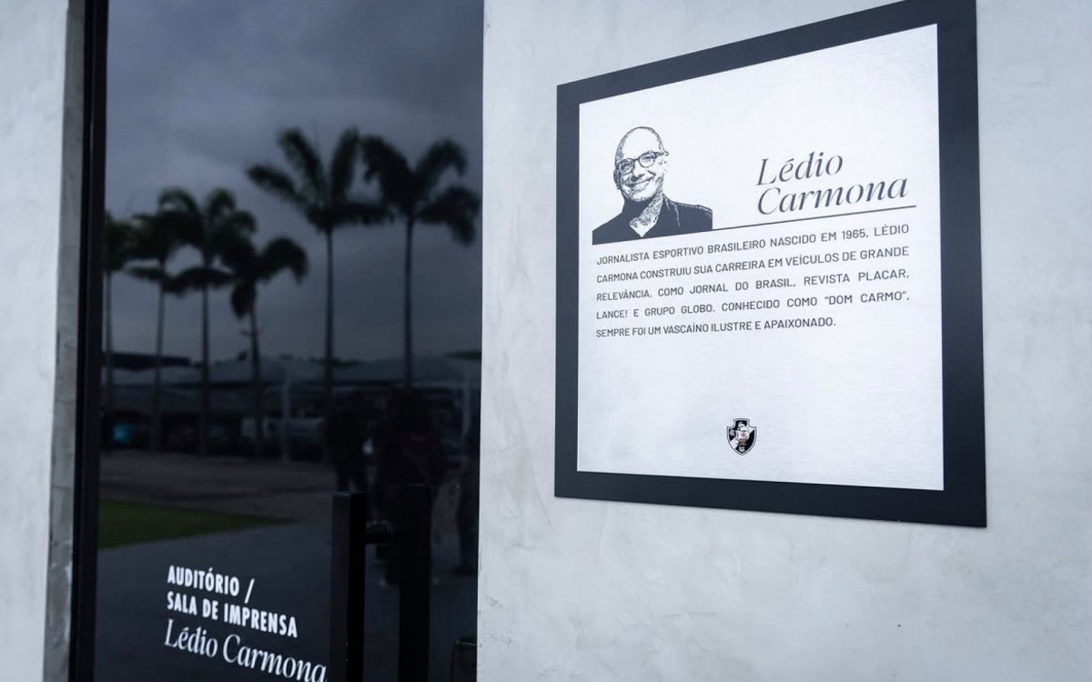 Sala de imprensa do CT Moacyr Barbosa é batizada com o nome do jornalista Lédio Carmona
