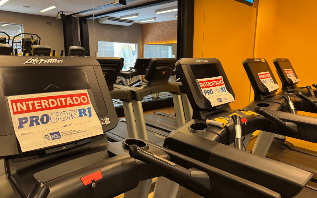 Academia de elite &eacute; interditada em Copacabana por aus&ecirc;ncia de respons&aacute;vel t&eacute;cnico e irregularidades sanit&aacute;rias
